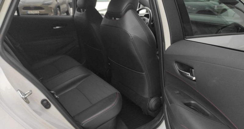 Toyota Corolla cena 103500 przebieg: 93272, rok produkcji 2020 z Zwierzyniec małe 211